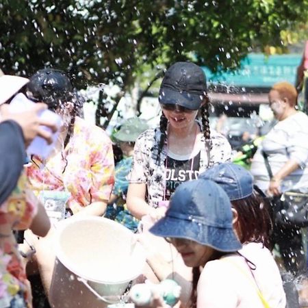 W2 Hostel 치앙마이 외부 사진